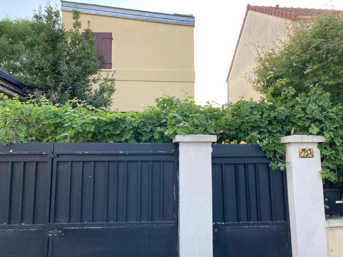 Une Chambre Chez Nous, A 12 Minutes De Paris Malakoff Exterior foto